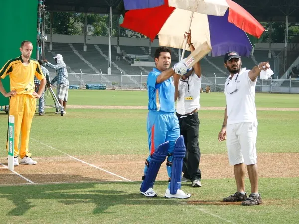 Bappaditya Roy with Sachin Tendulkar during a Castrol commercial shoot
